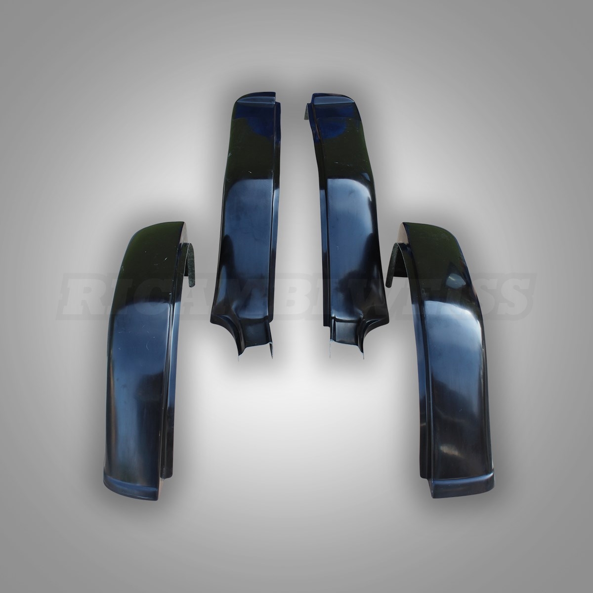 POSZERZENIE NADKOLI  BŁOTNIKÓW JEEP WRANGLER YJ  8,5 ( 71 KPL )